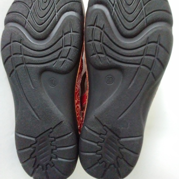 Elite by Corkys River 10 Medium - Picture 6 of 7